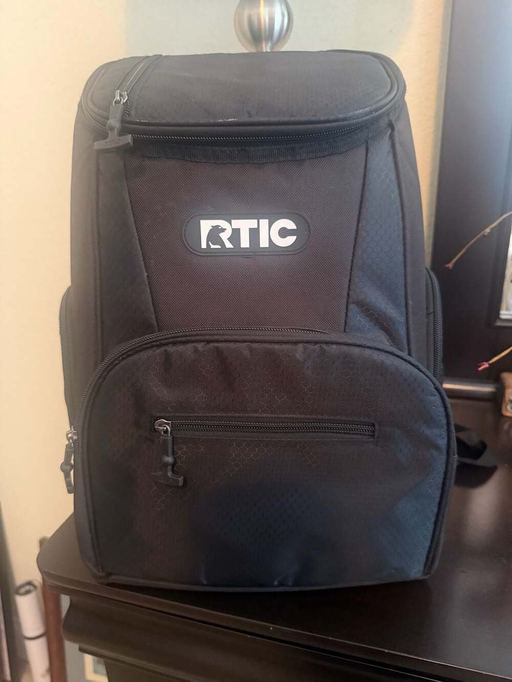 RTIC Lightweight 15-Can Backpack Cooler Black